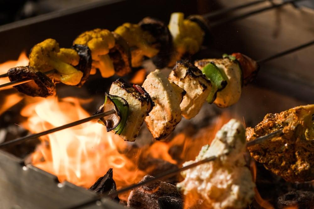 Hyatt Centric Candolim Goa Екстер'єр фото Tandoori paneer