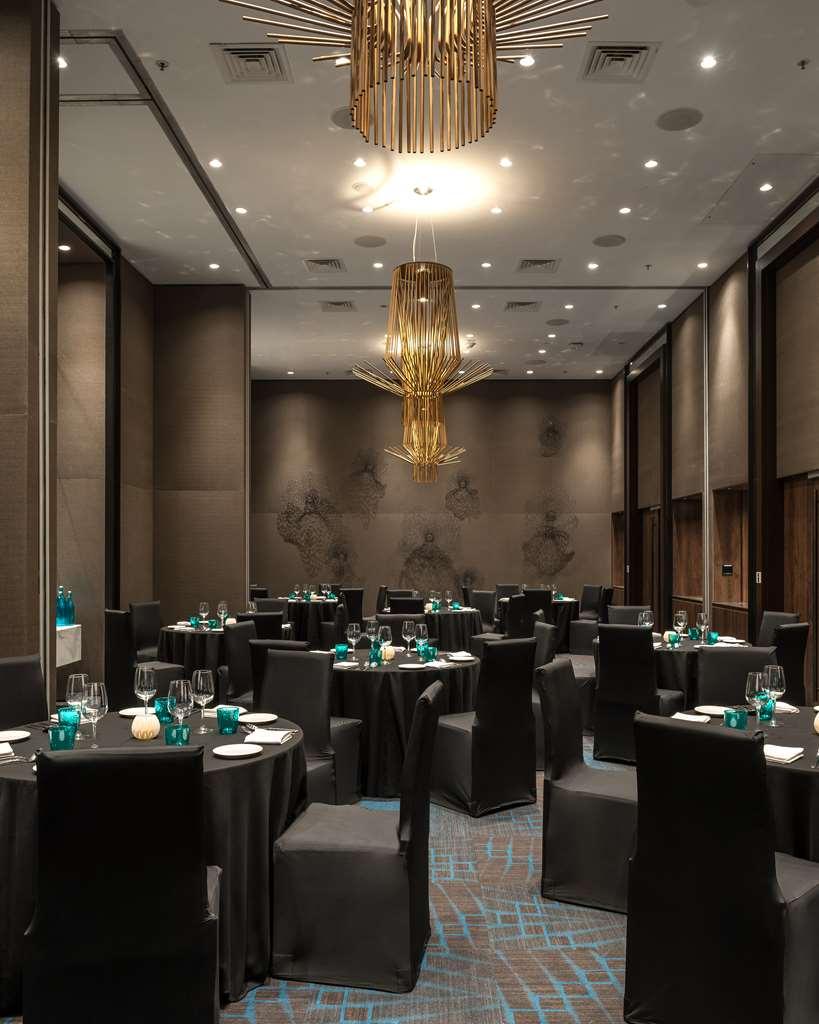 Hyatt Centric Candolim Goa Зручності фото The ballroom